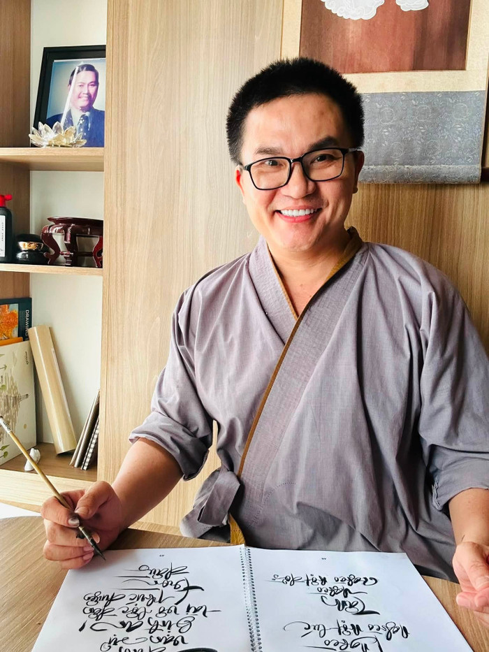 Đến nay Đại Nghĩa vẫn chọn lối sống thiền định, an nhàn sau khi trải nghiệm tham gia khóa tu 'Xuất gia gieo duyên'. Ảnh: FBNV