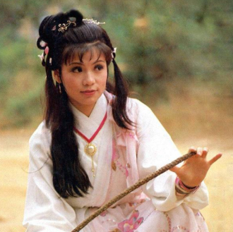 Hoàng Dung không cần mạnh nhất vẫn đủ sức tạo dấu ấn nhờ trí tuệ và khả năng ứng biến.