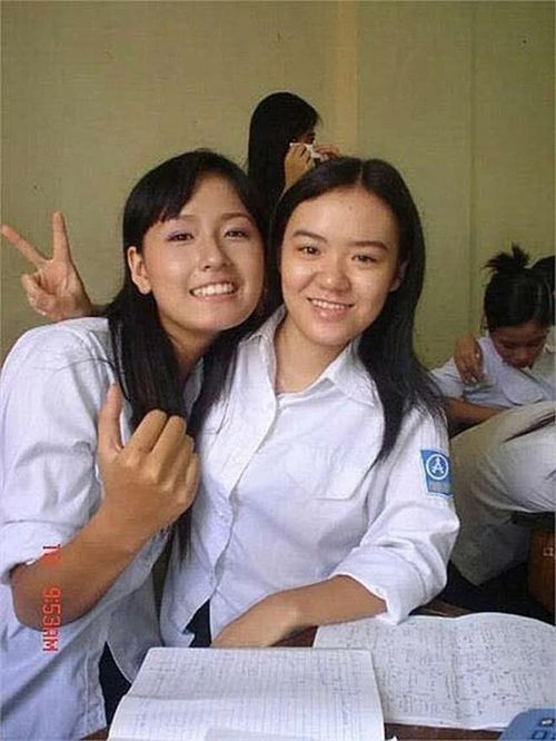 Hình ảnh Hoa hậu Mai Phương Thúy thời học sinh