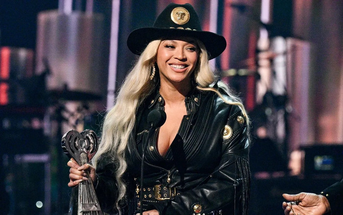 Beyoncé tiết lộ các con của mình là 'fan cứng' siêu hit Golden Ảnh 2