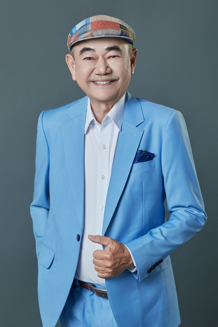 NSND Việt Anh khiến khán giả thêm mong chờ một ngày ông tái xuất màn ảnh rộng sau thành công của Mai.