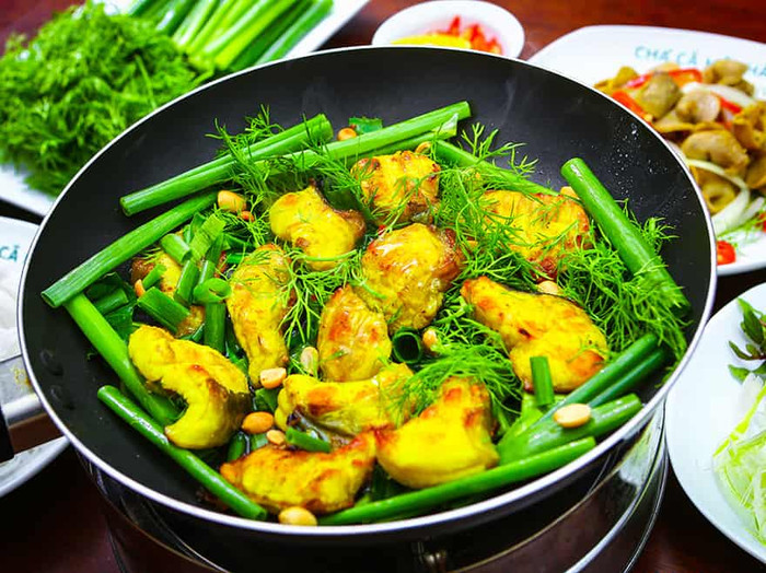 Đến Hà Nội quê nhà Hoa hậu Mai Phương Thúy, ăn gì để cảm nhận trọn vị đất Kinh kỳ? Ảnh 5