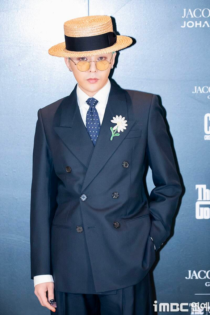 Công ty của G-Dragon quyên góp số tiền 500 triệu won để hỗ trợ nghệ sĩ trẻ.