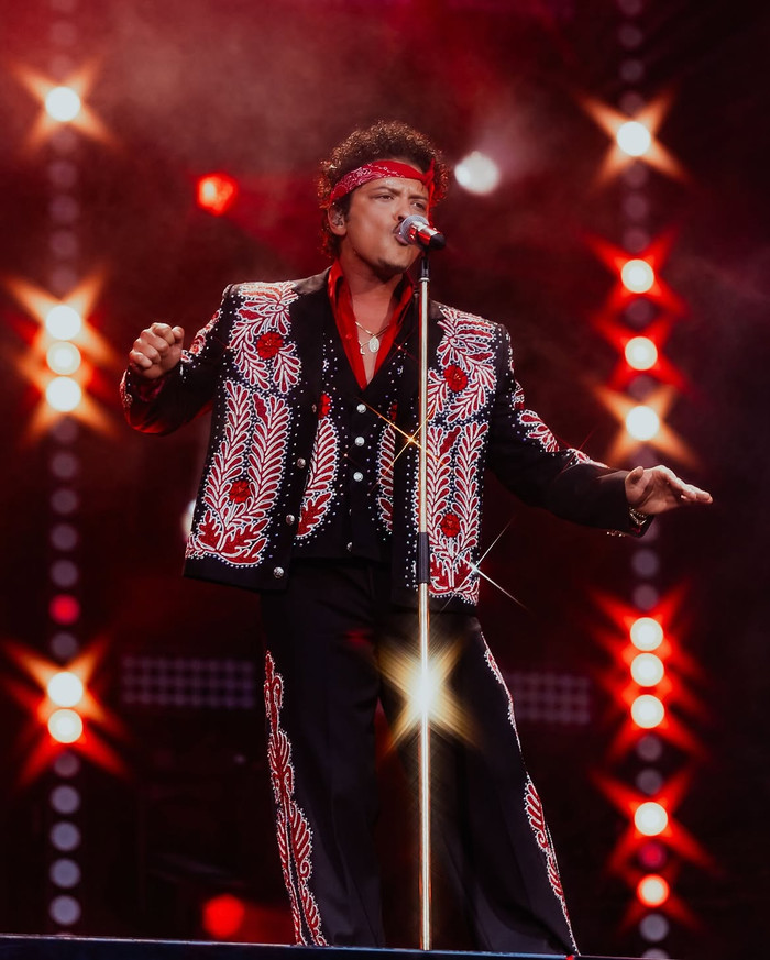 Bruno Mars san bằng kỷ lục của Kendrick Lamar Ảnh 4