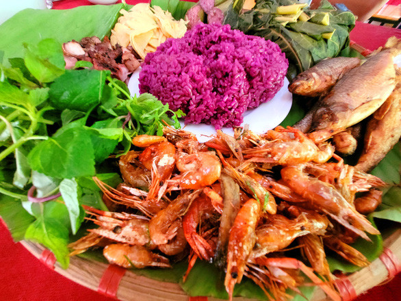 Món ăn của đồng bào Thái. Ảnh: Sưu tầm