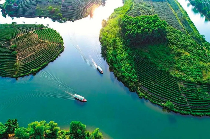 Quê hương bà xã Hồ Văn Cường có một nơi đẹp đến mức du khách ngỡ đang ở trời Âu Ảnh 4