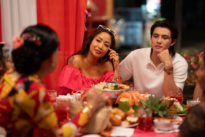 Ốc Thanh Vân đảm nhận vai Jennifer Trúc Nguyễn, vợ của Chí (Trần Ngọc Vàng).&nbsp;