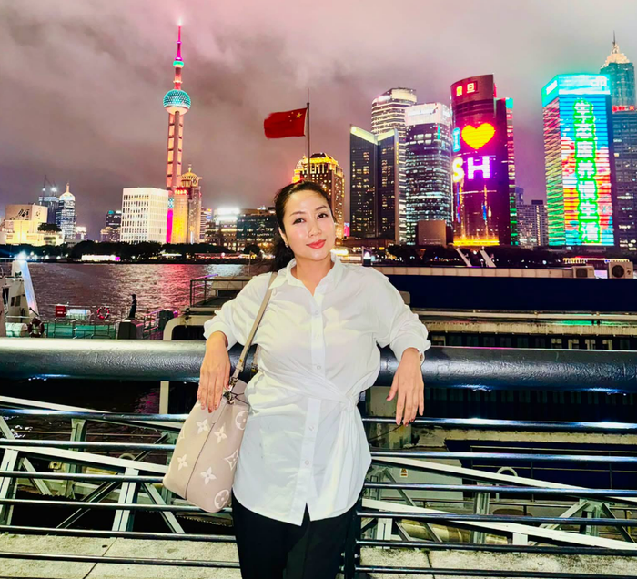Hoạt động mới nhất của Ốc Thanh Vân phần nào cho thấy sự cân bằng giữa gia đình, công việc và các hoạt động nghệ thuật.
