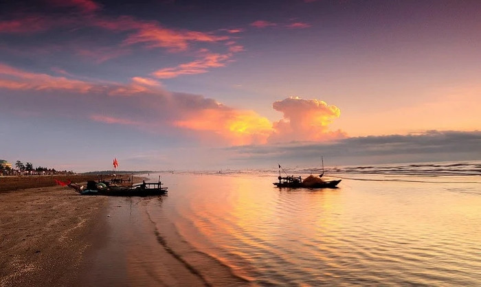 Bãi Biển Diễn Thành Nghệ An mang vẻ đẹp yên bình. Ảnh: Sưu tầm