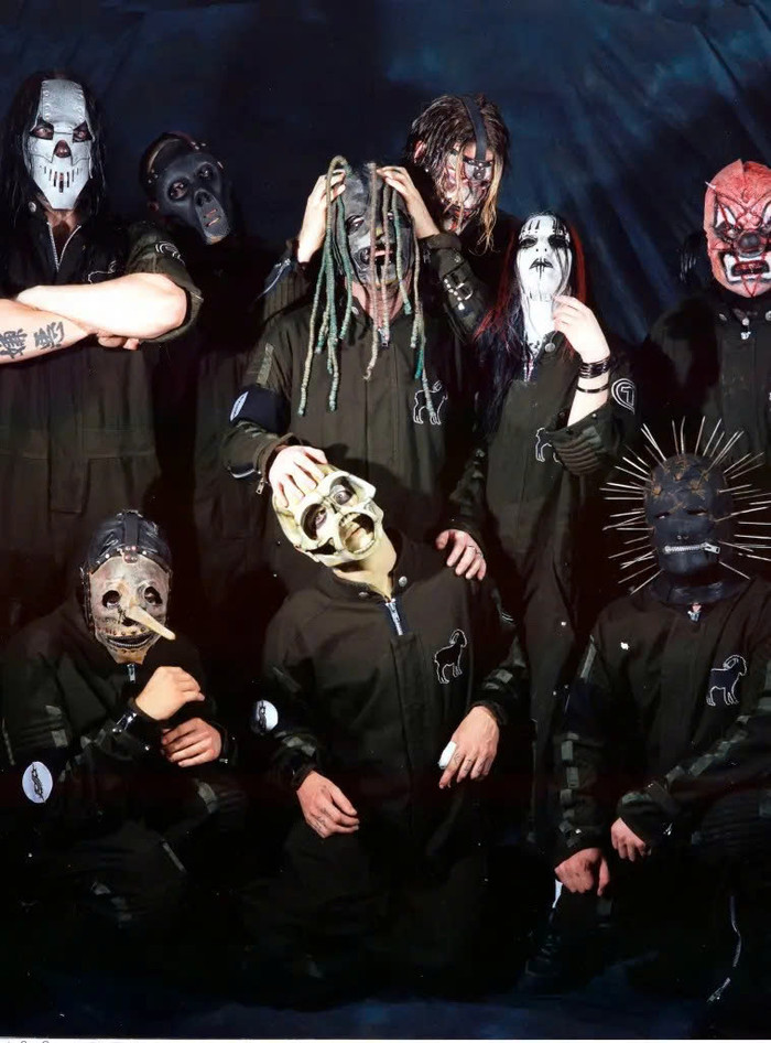 Sid Wilson gia nhập Slipknot năm 1998.&nbsp;
