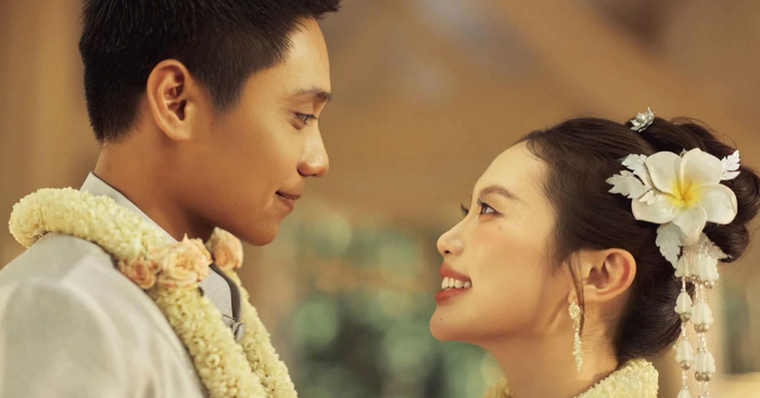 Những ánh nhìn và tương tác tự nhiên giữa Phương Mỹ Chi và Bảo Định khiến khán giả liên tục 'đẩy thuyền' cho cặp đôi. Ảnh: FBNV.