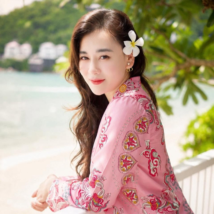 Sau nhiều năm xây dựng tên tuổi, Phương Oanh đã có vị trí riêng trong lòng khán giả, từng bước chứng minh năng lực qua nhiều dạng vai và đặc biệt vẫn nhận được sự quan tâm mỗi khi xuất hiện