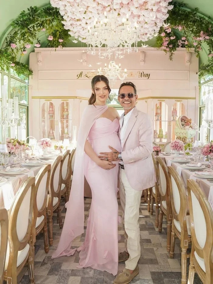 Á hậu Miss Universe có 2 con với nam ca sĩ nổi tiếng Marc Anthony.
