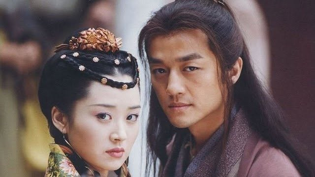 Lệnh Hồ Xung và Nhậm Doanh Doanh đứng thứ 5, nổi bật với sự kết hợp giữa võ công cao cường và trí tuệ, mưu lược. Ảnh: Weibo.