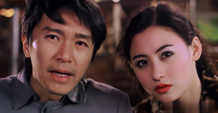 Trương Bá Chi và Châu Tinh Trì từng tạo nên cặp Liễu Phiêu Phiêu - Doãn Thiên Cừu được nhiều thế hệ khán giả yêu thích trong Vua hài kịch. Ảnh: Weibo.