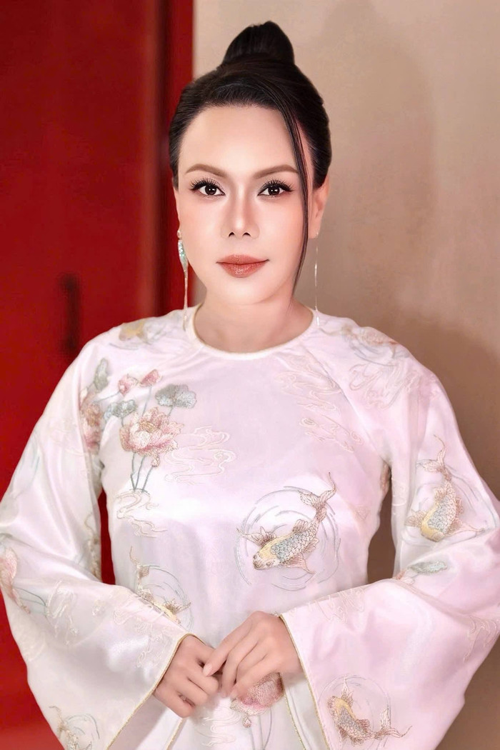 Sau thời gian trở lại Việt Nam và hoạt động nghệ thuật sôi nổi, Việt Hương liên tục ghi dấu ấn ở nhiều lĩnh vực. Ảnh: FBNV