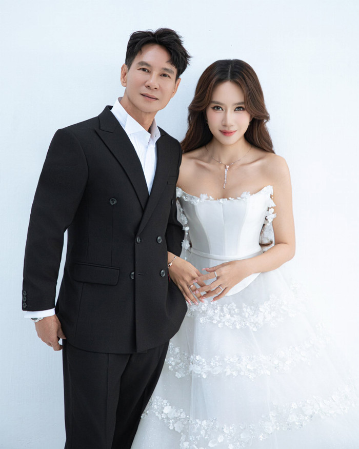 Có lẽ việc dừng Lật Mặt là khoảng lặng cần thiết sau cuộc chạy đua phòng vé của Lý hải và Minh Hà. Ảnh: FBNV