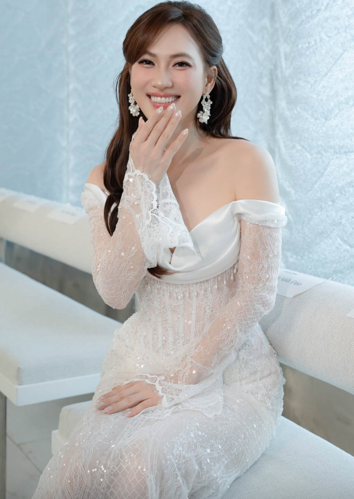 Phương Anh Đào tiếp tục chuẩn bị trở lại màn ảnh với Ngày Con Còn Mẹ vào tháng 11/2026. (Ảnh: FBNV)