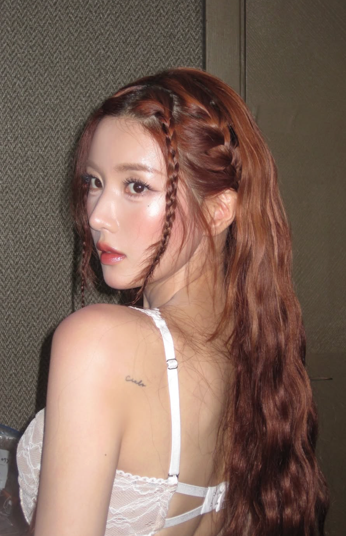 Kwon Eun Bi củng cố vị thế 'nữ hoàng lễ hội' Ảnh 2