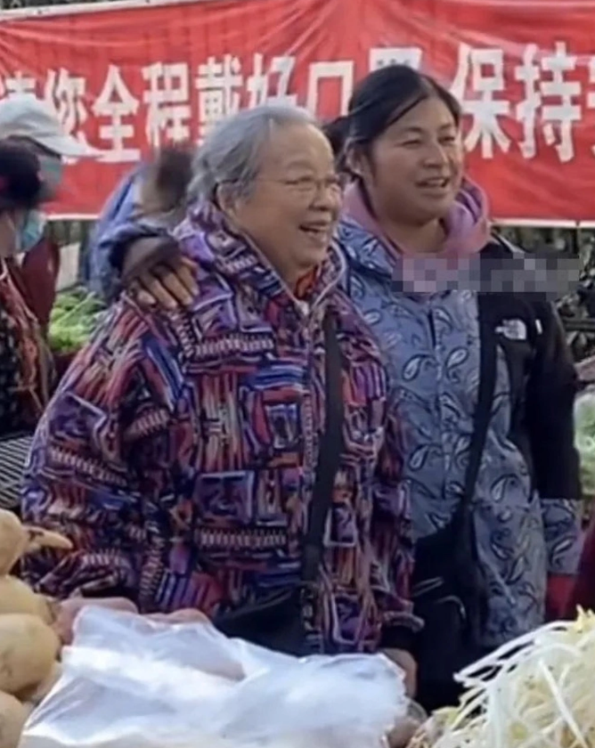 Lý Minh Khải ngoài đời gần gũi và hòa nhã.