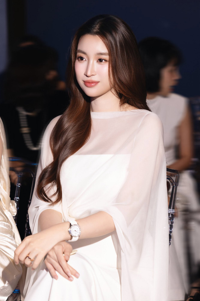 Đỗ Mỹ Linh giành chiến thắng ở phần thi Người đẹp nhân ái tại Miss World.