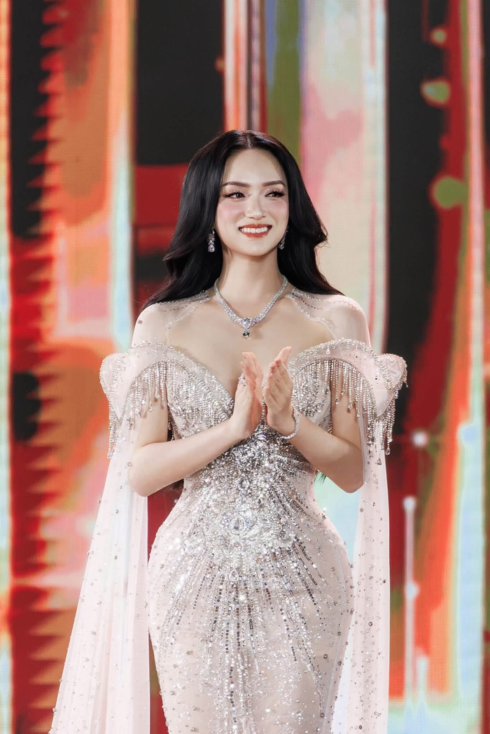 Hương Giang xinh đẹp trong chung kết Miss Grand Việt Nam 2026. Ảnh: FBNV