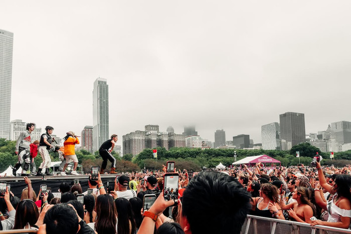 CORTIS bùng nổ tại Lollapalooza Chicago, chinh phục 50.000 khán giả trong lần đầu xuất hiện Ảnh 5