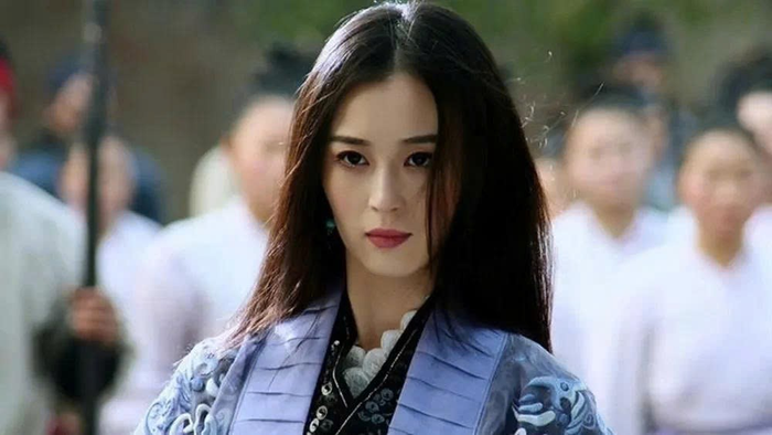 Dù sở hữu võ học có nguồn gốc từ cả Cửu Âm và Cửu Dương, Chu Chỉ Nhược vẫn bộc lộ hạn chế vì lựa chọn con đường luyện công cấp tốc. Ảnh: Sohu.