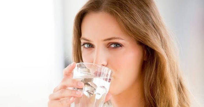Vì sao cơ thể dễ mệt vào buổi chiều? 4 thói quen có thể là nguyên nhân Ảnh 2