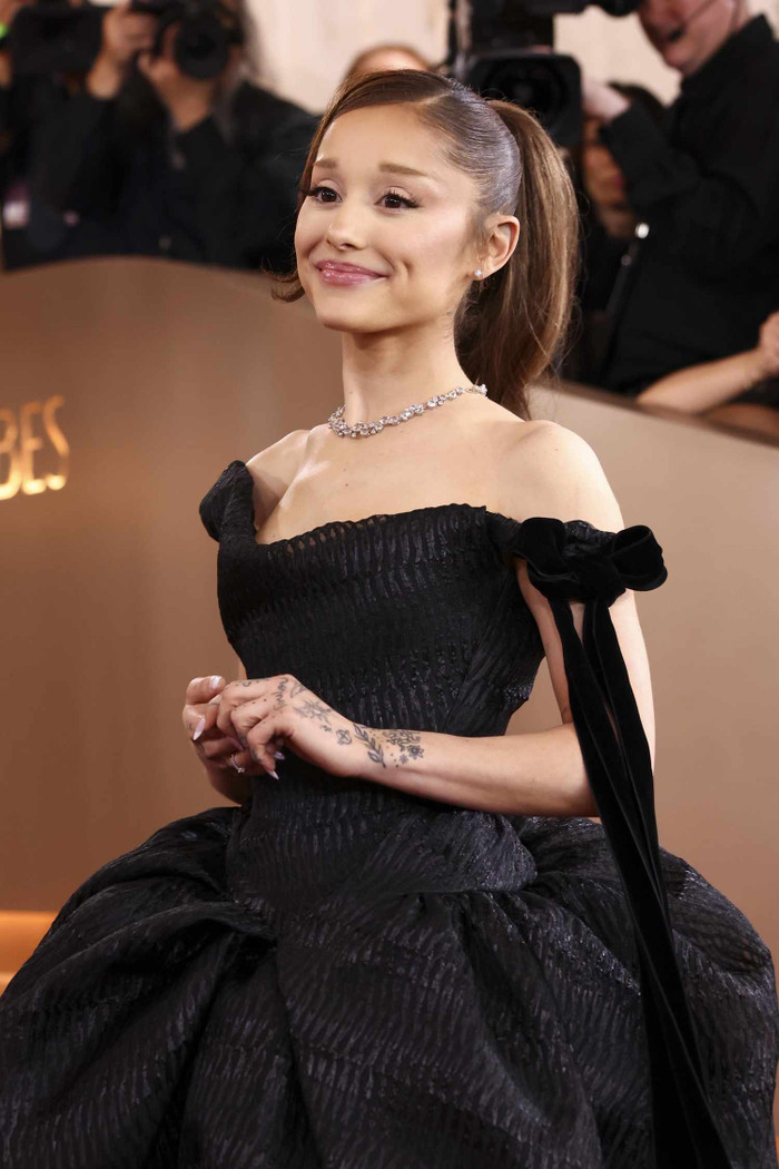 Ariana Grande có động thái mạnh sau khi 45 ca khúc chưa phát hành bị rò rỉ trên mạng Ảnh 1