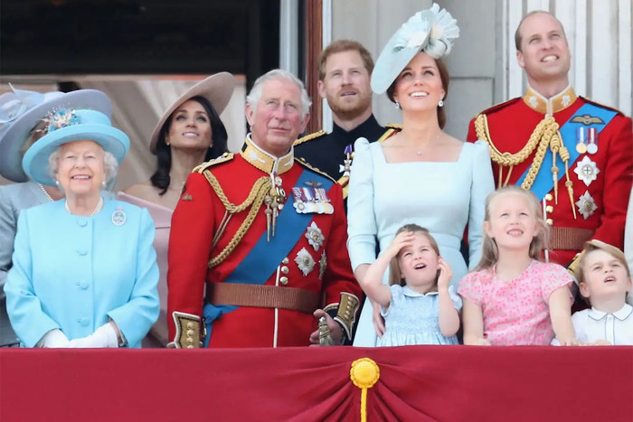 Hoàng tử Harry và Meghan rời Vương quốc Anh chỉ hai năm sau lễ cưới hoàng gia của họ (Ảnh: Getty).