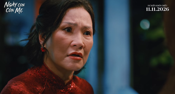 Hồng Đào và Phương Anh Đào vào vai hai mẹ con nhiều mâu thuẫn trong Ngày con còn mẹ. Ảnh: FBNV.