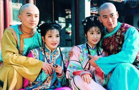 Dàn nhân vật làm nên sức hút của Hoàn Châu Cách Cách, trong đó mỗi người đều để lại dấu ấn riêng trong lòng khán giả.