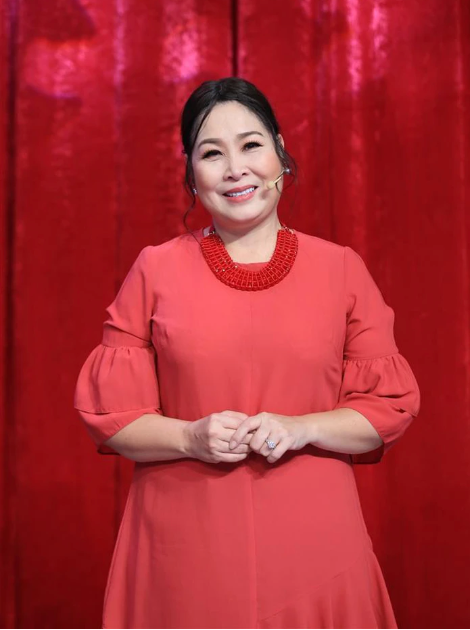 NSND Hồng Vân.