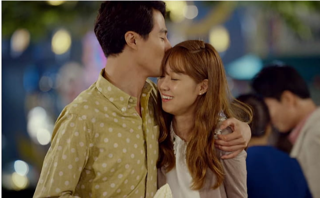 Zo In Sung vào vai Jang Jae Yeol, một nhà văn nổi tiếng mang trong mình những tổn thương từ thời thơ ấu và vấn đề về sức khỏe tinh thần. Với sự hỗ trợ của bạn bè và Ji Hae Soo (Kong Hyo Jin), anh dần đối diện với quá khứ và học cách dựa vào những người xung quanh. Điểm khiến những cảnh hôn trong phim trở nên đặc biệt là chúng xuất hiện sau quá trình hai nhân vật liên tục tranh cãi và tồn tại nhiều căng thẳng tình cảm. Hae Soo và Jae Yeol ban đầu thường xuyên đối đầu, vì vậy khi họ thừa nhận cảm xúc dành cho nhau, những khoảnh khắc thân mật càng trở nên giàu cảm xúc. Phản ứng hóa học giữa Zo In Sung và Kong Hyo Jin cũng là một điểm sáng của tác phẩm.