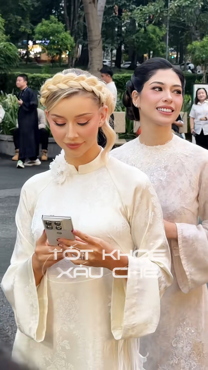 Khoảnh khắc Hoa hậu Miss Cosmo 2025 Yolina Lindquist và Á hậu Chelsea Fernandez cùng xuất hiện tại một sự kiện. Ảnh chụp màn hình TikTok Tốt Khoe Xấu Che.