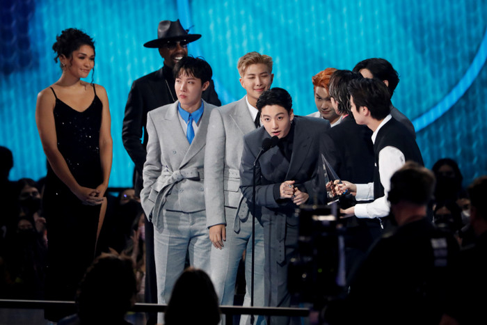 Từ chối GRAMMY, BTS có thể viết tiếp giấc mơ còn dang dở tại VMA 2026 Ảnh 3