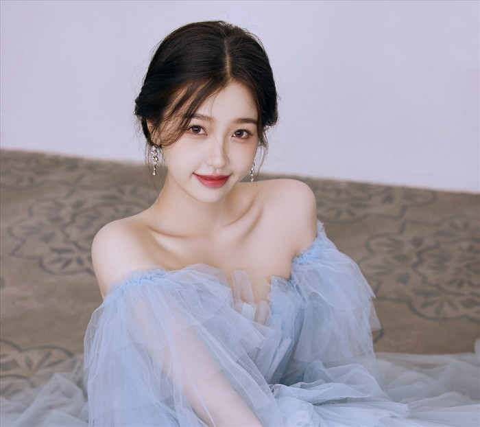 Ngu Thư Hân hiện đang là một trong những gương mặt nhận được nhiều sự quan tâm trên màn ảnh Hoa ngữ.
