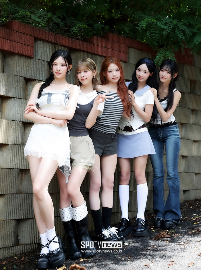 Nhóm nhạc 'đánh bại' BTS Ảnh 3
