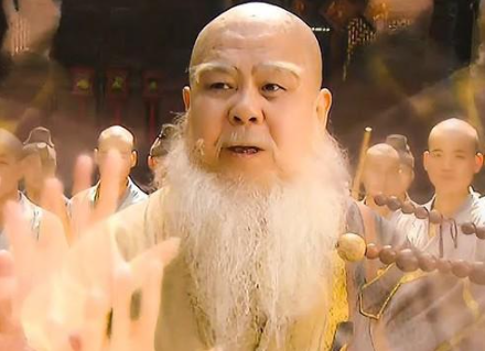 Phương Chứng đại sư là một trong những cao tăng nắm giữ Dịch Cân Kinh trong Tiếu Ngạo Giang Hồ.