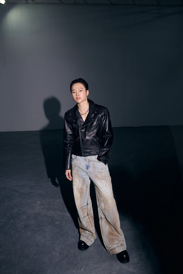 Angela Phương Trinh hiện theo đuổi hình ảnh khỏe khoắn, cá tính hơn trước. Ảnh: FBNV.