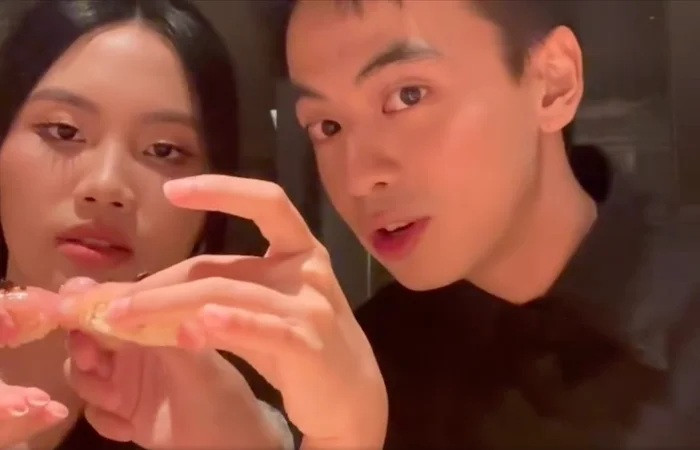 Phương Mỹ Chi có mối quan hệ thân thiết với Ben Phạm ở ngoài đời.