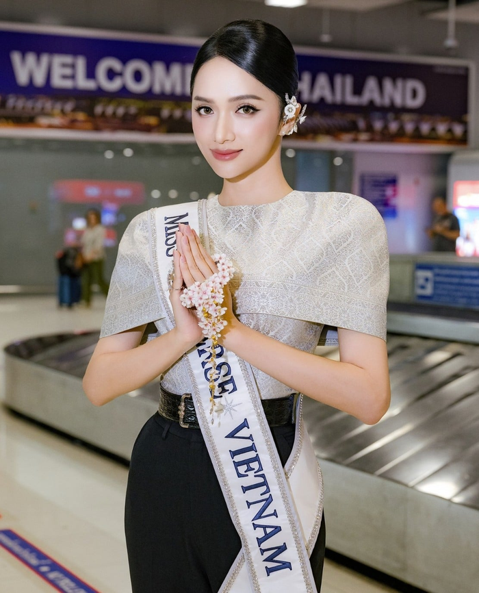 Hương Giang vẫn duy trì phong độ nhan sắc ổn định, ngày một thăng hạng.&nbsp;