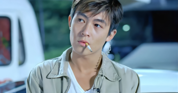 Trần Quán Hy từng ghi dấu với vẻ ngoài nổi loạn và phong thái 'bad boy' đặc trưng của màn ảnh Hong Kong những năm 2000. Ảnh: Weibo.