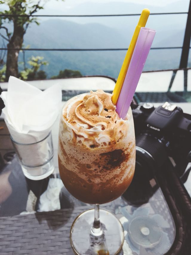 Thưởng thức cà phê ở Tam Đảo. Ảnh: Sưu tầm