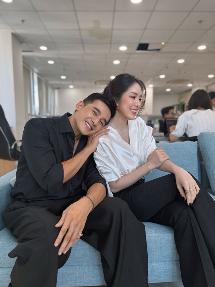 Sự đồng hành của Lê Phương và Lương Thế Thành vì thế mang đến một điểm nhấn đáng chú ý cho Kịch đoàn Thành Lộc trong giai đoạn mới. (Ảnh: FBNV)