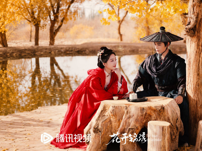 Hoa Khai Cẩm Tú vừa mở điểm Douban, thành tích của Đinh Vũ Hề và Đặng Ân Hy gây chú ý.