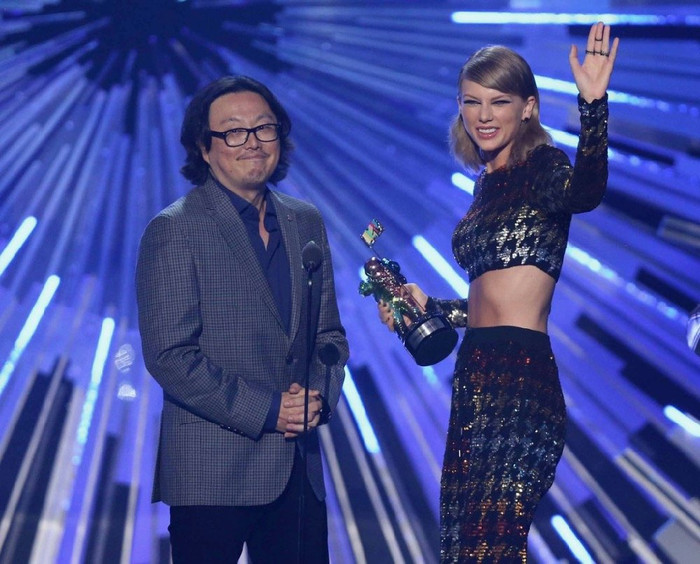 Rộ tin Jisoo 'bắt tay' cùng nghệ sĩ từng hợp tác với Taylor Swift, Britney Spears, Lady Gaga Ảnh 3