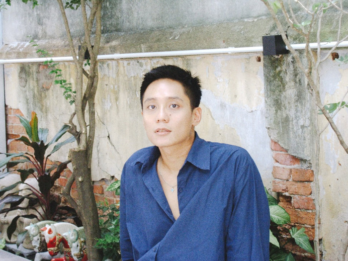 Bảo Định chia sẻ ảnh đời thường, bày tỏ sự háo hức trước ngày Phương Mỹ Chi ra mắt album mới.