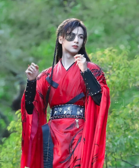 Với vai Hoa Thành, Trương Lăng Hách từng được kỳ vọng tạo nên một hình tượng khác biệt.